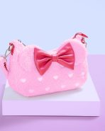 Minnie Mouse Exclusive Hearts Strawberry Scented Sherpa Crossbody Bag - Image 2