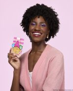 Classic Good Luck Trolls Exclusive Iridescent Card Holder - Image 2