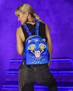 KPop Demon Hunters Exclusive Derpy Cosplay Light-Up Glow Mini Backpack - Image 3
