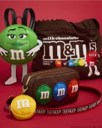 Loungefly x M&M’S Oversized Canvas Tote Bag - Image 3
